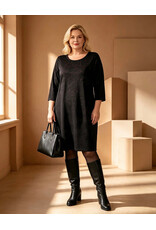 Ophilia Desi  24W  black brocade