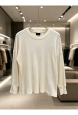 Ophilia Nina 26W  viscose knit off white