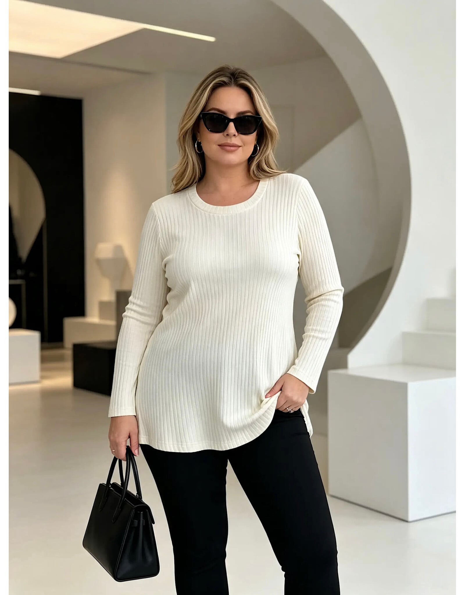 Ophilia Cindy 26W  viscose knit off white