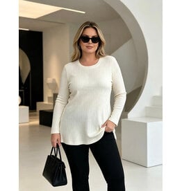 Ophilia Cindy 26W  viscose knit off white