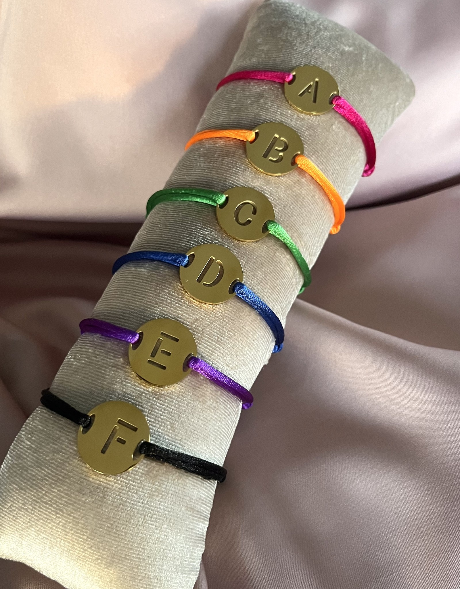 Ronde Munt Letter Armbandjes