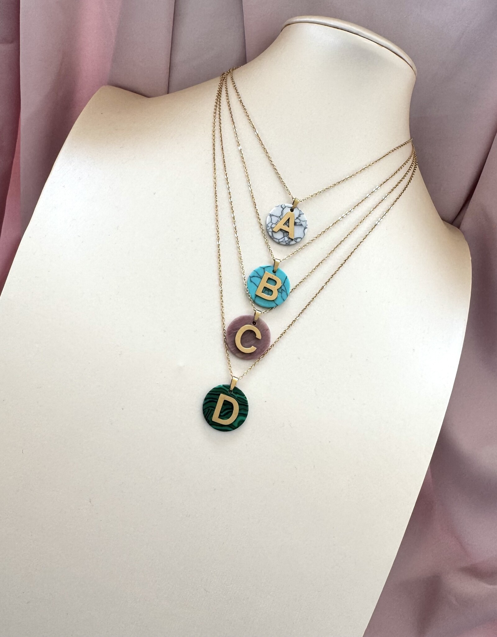 Gemstone Letter Ketting