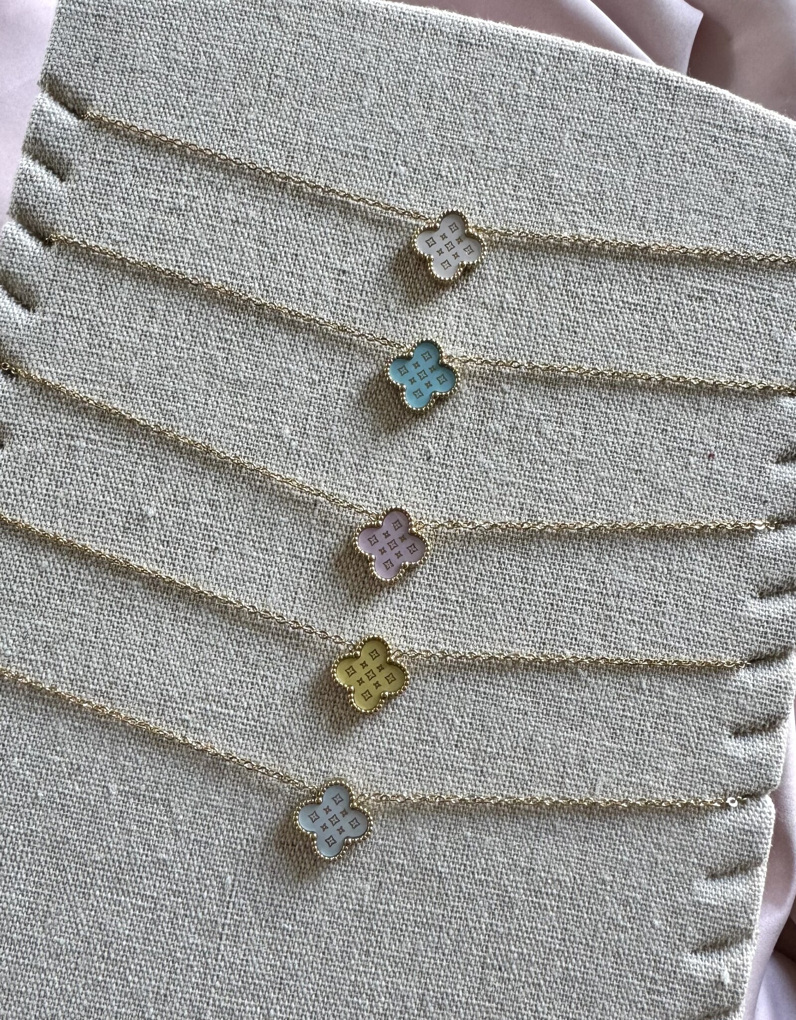 Lucky Klaver Ketting Pastel