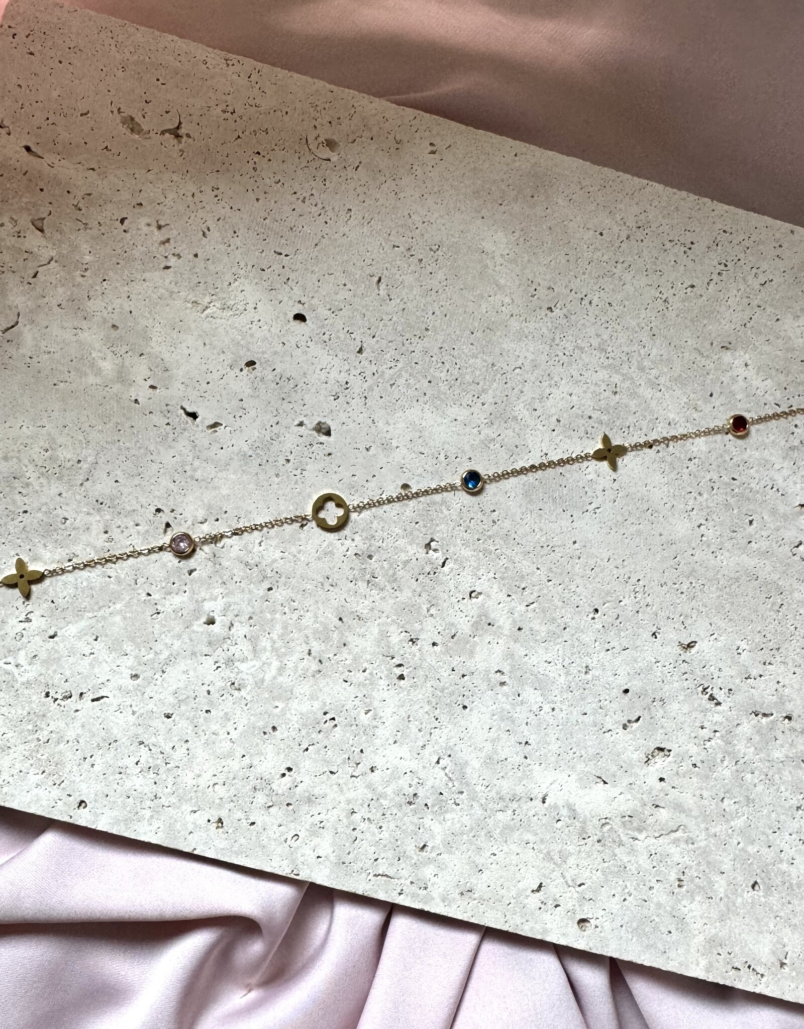 Monogram Color Ketting