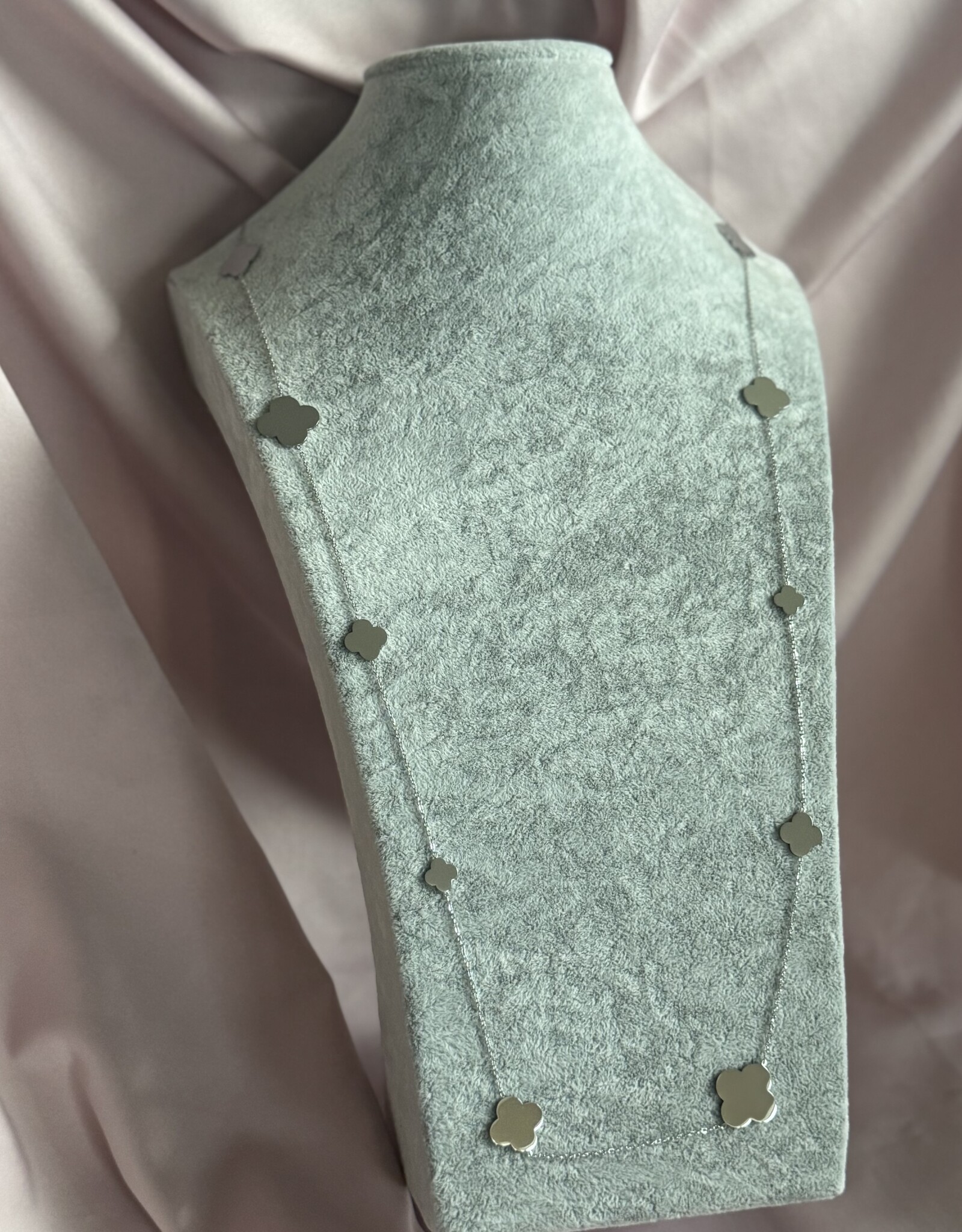 Lange Ketting Met Grote En Kleine Klavers