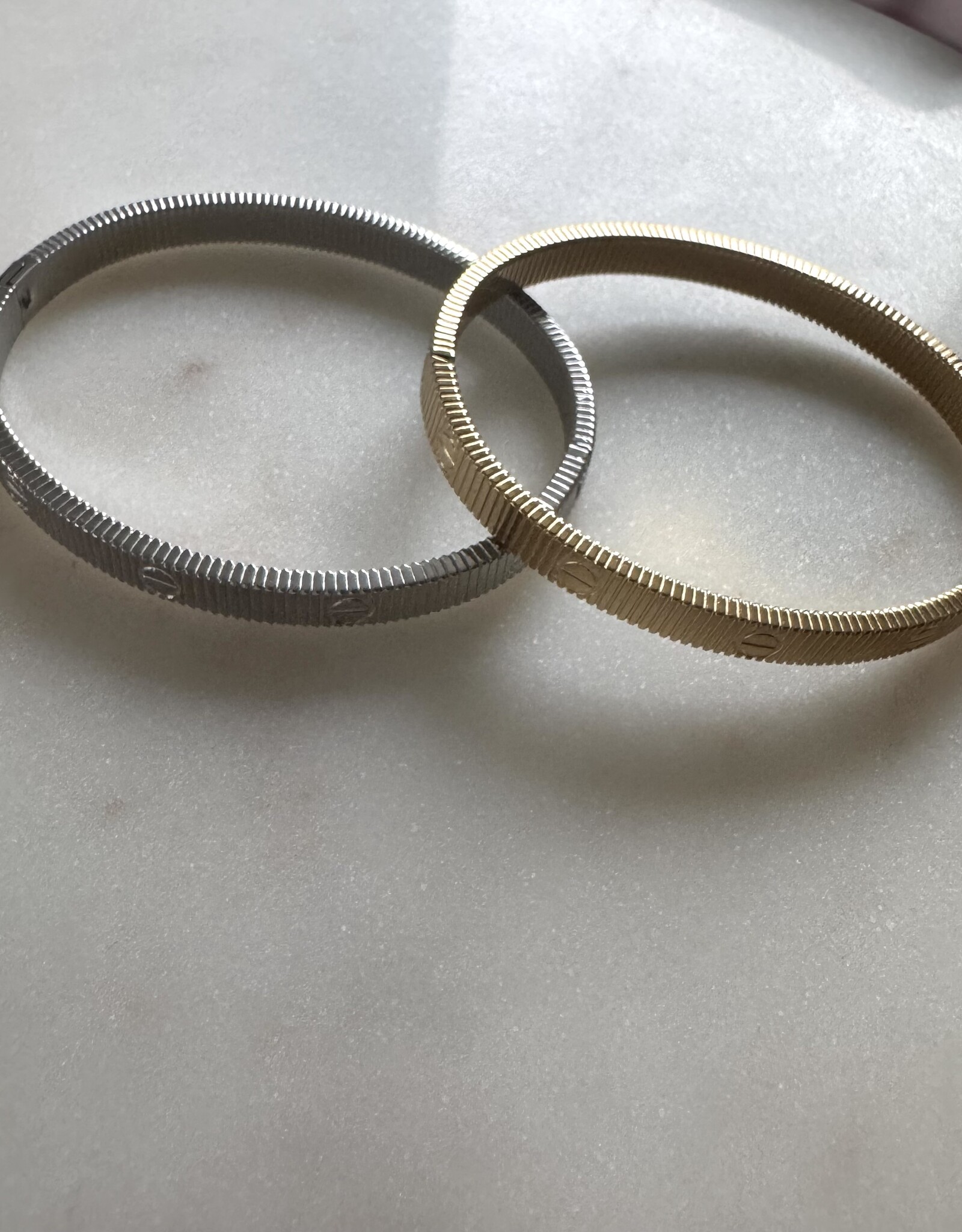 Love Armband Limeted