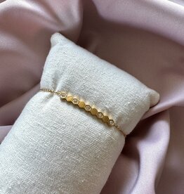 Goud Armbandje Met Steentjes