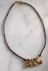 Bubble Letter Ketting Op Touwtje