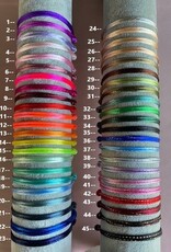 Bubble Letter Ketting Op Touwtje