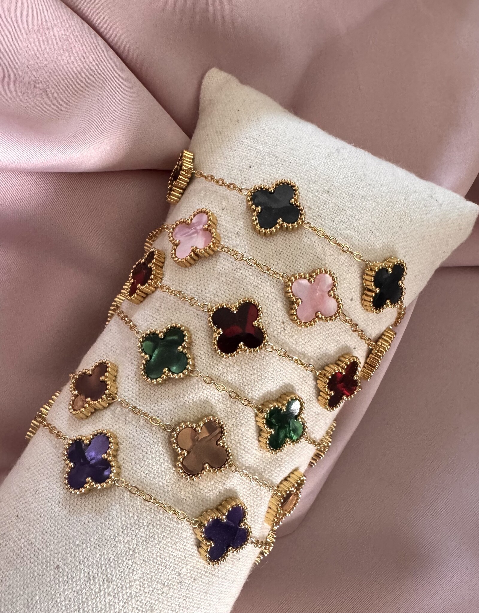 Lucky Klaver Armband Velvet Look