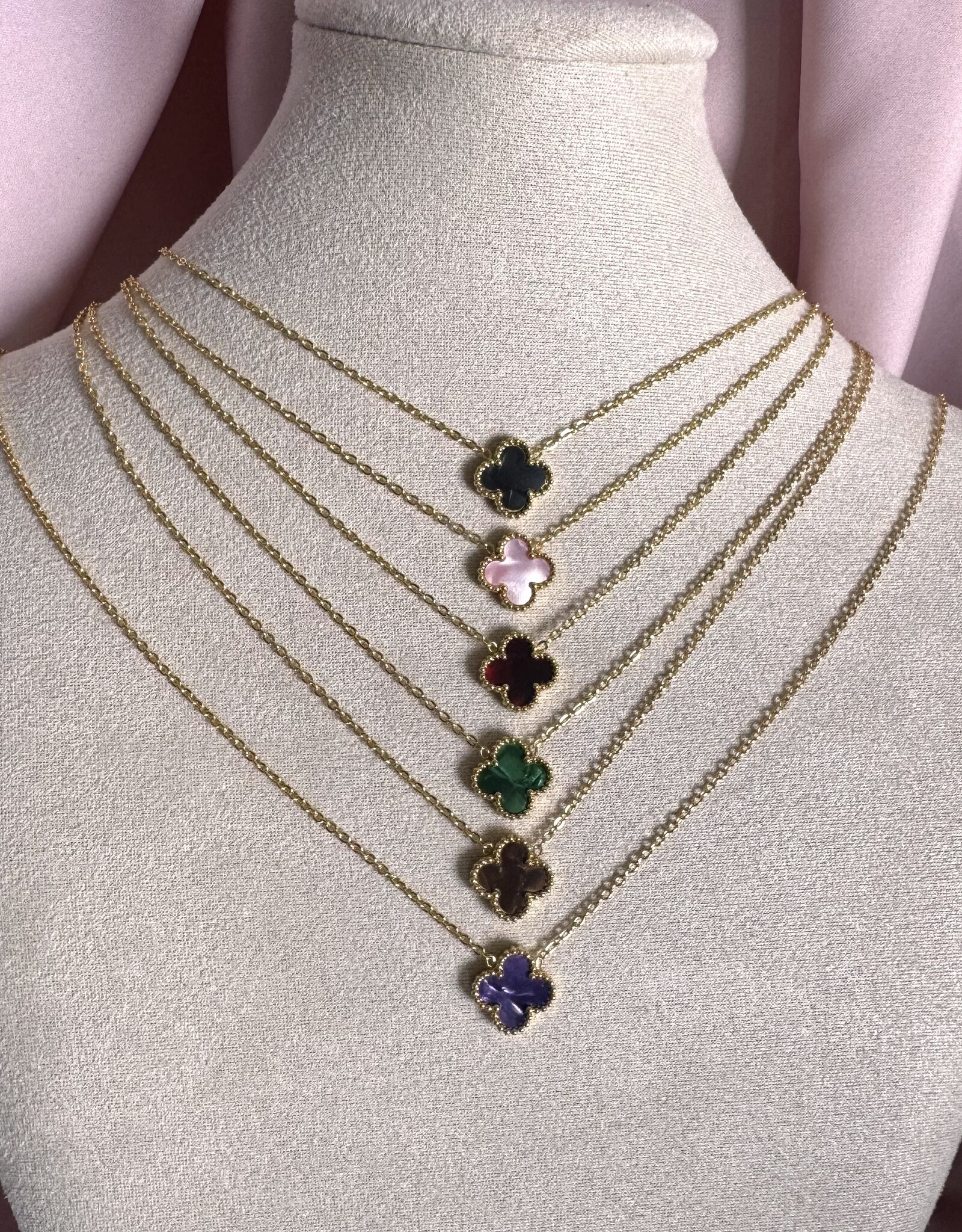 Lucky Klaver Ketting Velvet Look