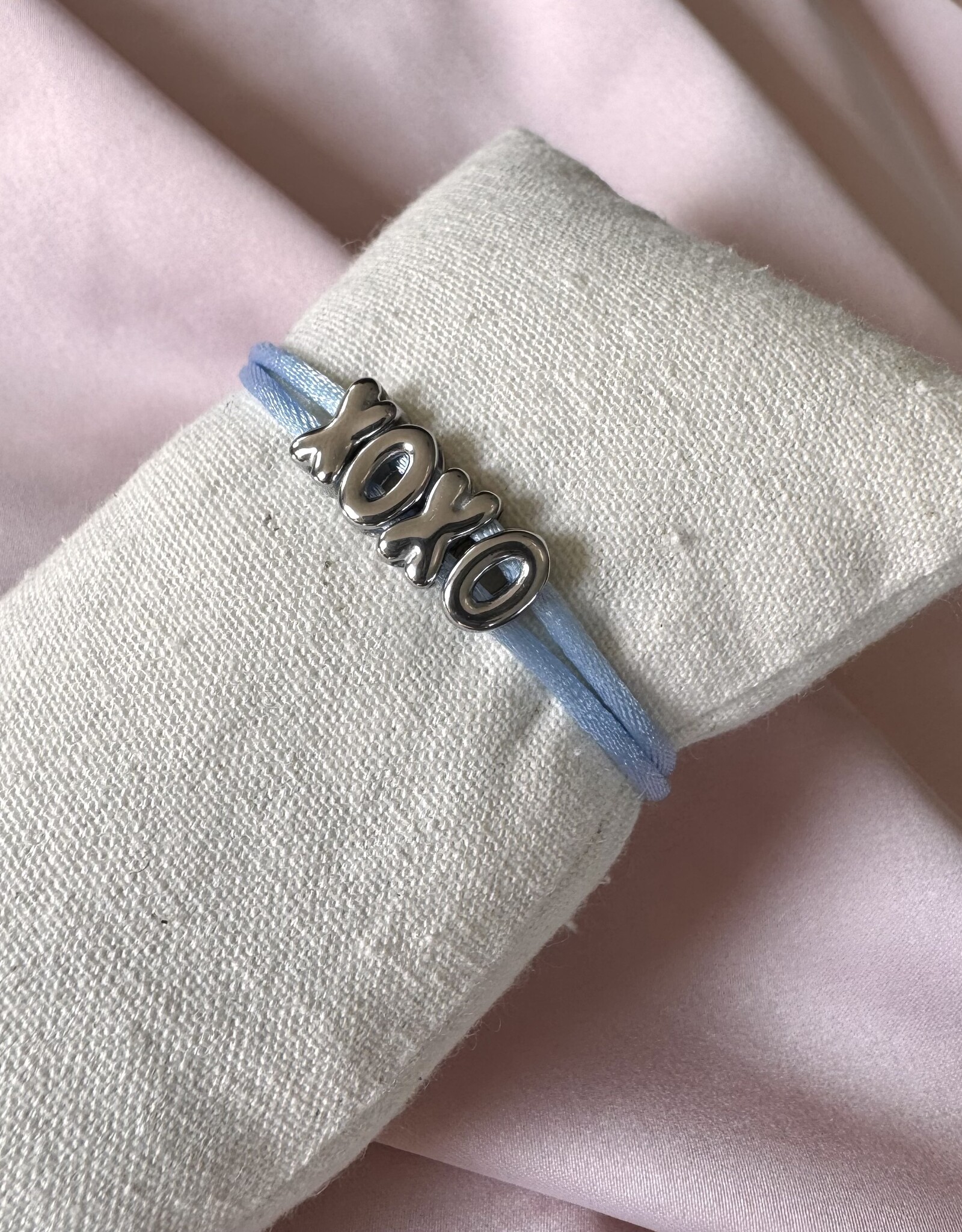 Bubble Letter Armbandje Dubbel Bandje