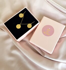 Diamond Letter Munt Ketting