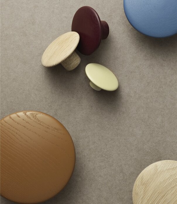 Muuto Patère the Dots Wood Burgundy