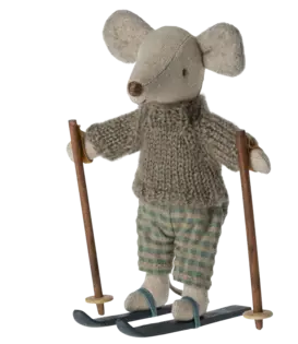 MAILEG -  Souris d'hiver avec set de ski, Grand Frère