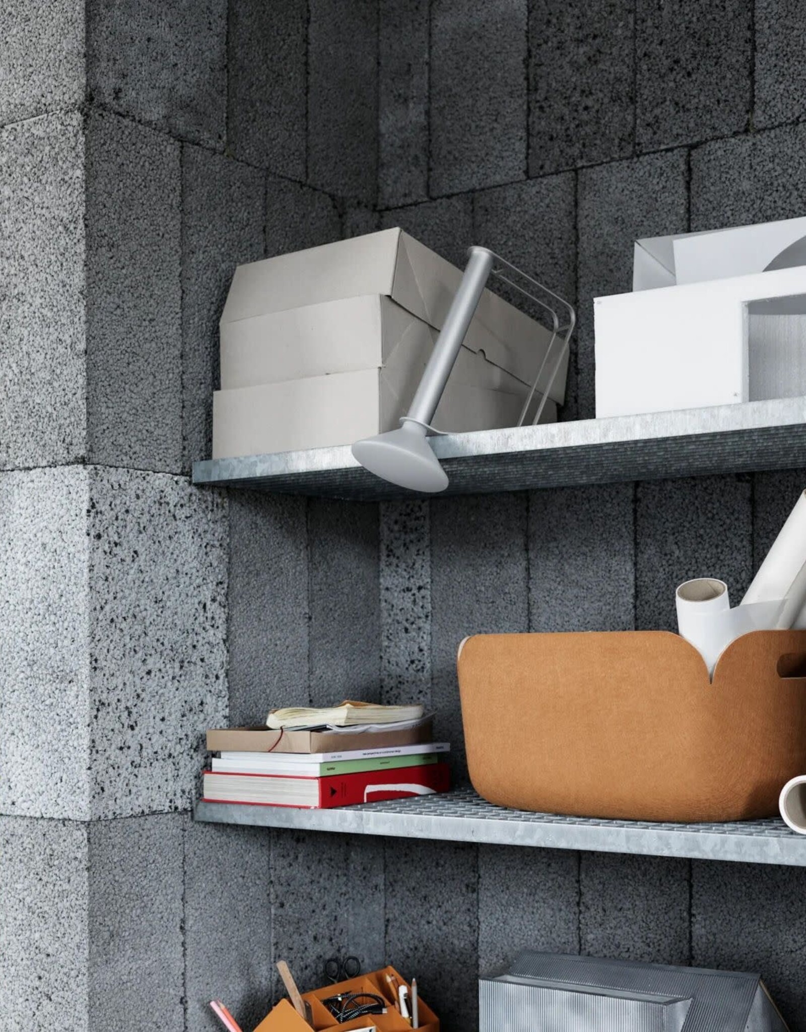 Muuto MUUTO - Lampe Piton Aluminium