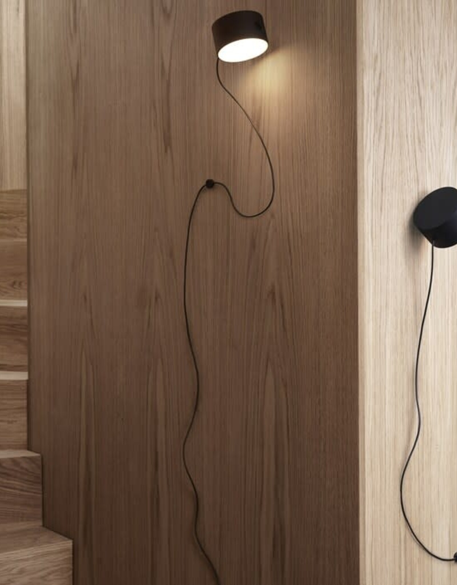 Muuto MUUTO - Applique Post Black