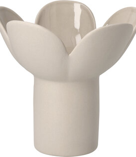Vase · Beige Grès. Beige. Extérieur : non émaillé | Intérieur : émaillé transparent. Teinté dans la masse. ↑ 15,90 cm Ø 16,50 cm