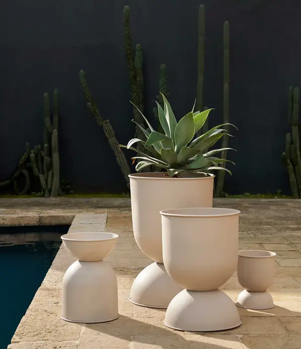Ferm Living Pot Hourglass - Petit - Cashmere