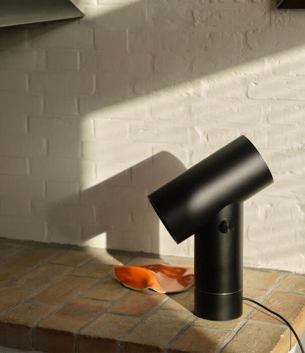 Muuto Beam Lamp Black