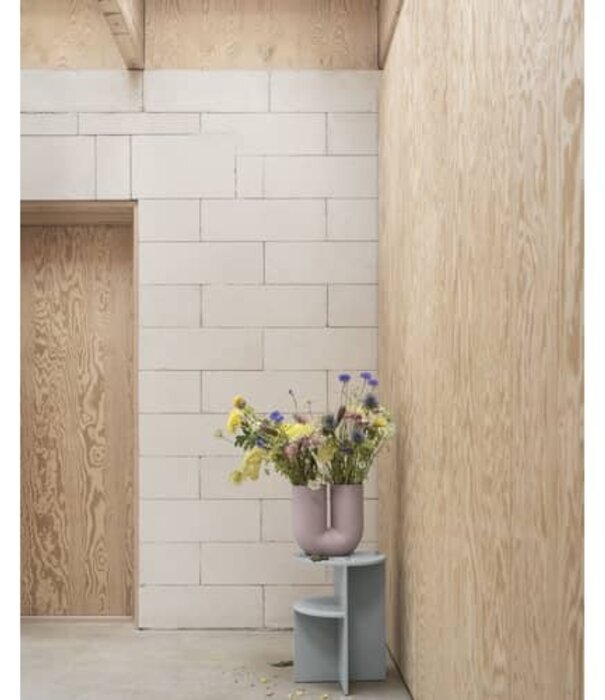Muuto Kink Vase Dusty Lilas