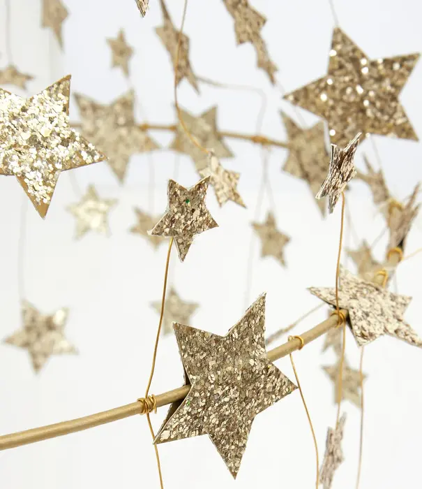Meri Meri Lustre d'étoiles dorées eco glitter - étincelant !