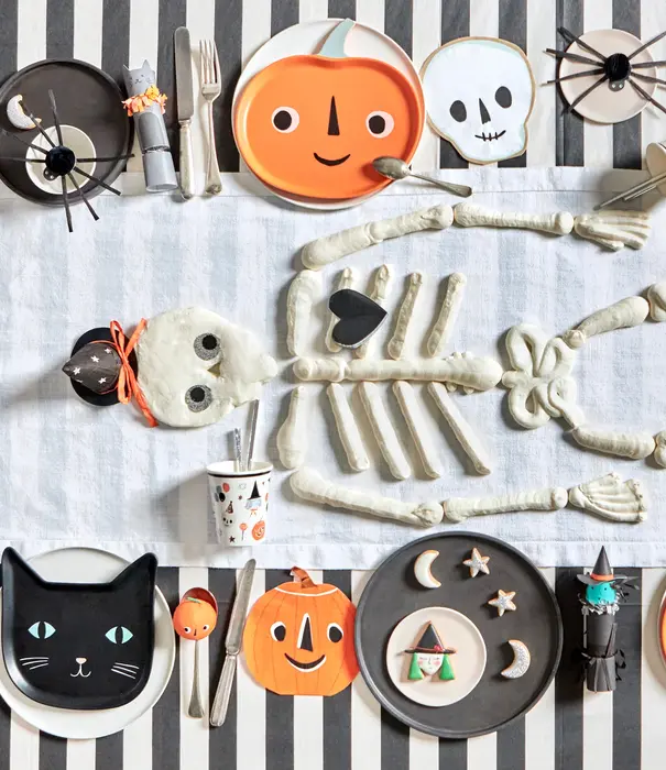 Meri Meri Assortiment de 16 serviettes découpées Halloween (3 designs)