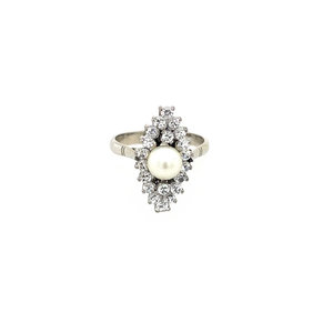 White gold marquise ring with pearl and zirconia 14 krt