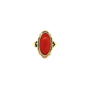 Gold ring with red coral 14 crt