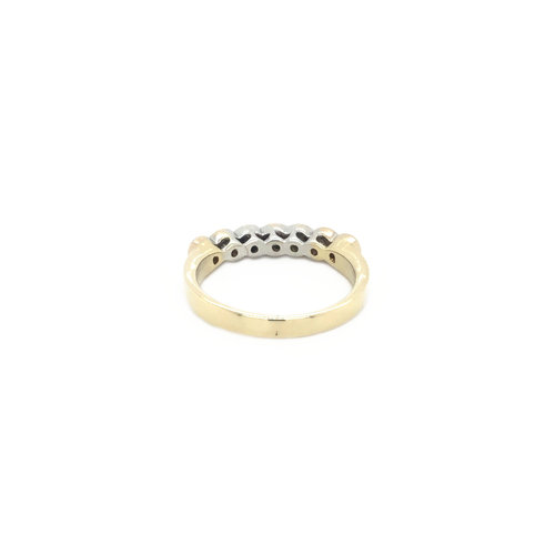 Gold row ring with diamond 14 crt