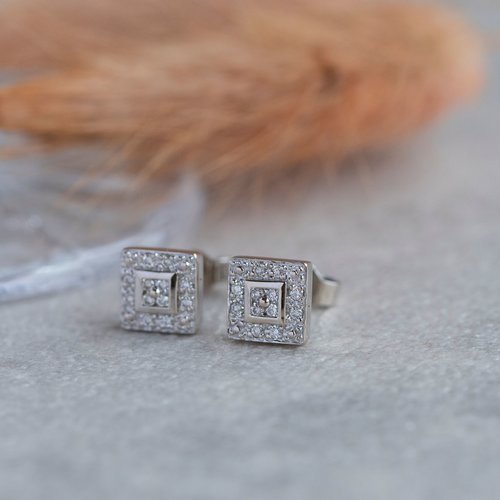 White gold earrings with diamond 18 crt