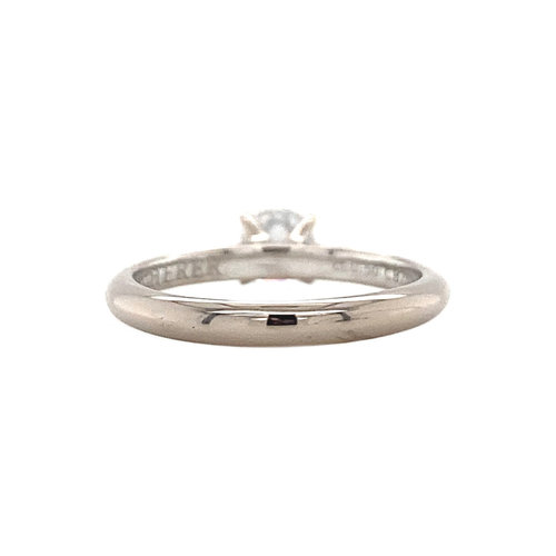 White gold solitaire ring with diamond 18 crt