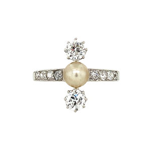 White gold ring with pearl and diamond 14 crt