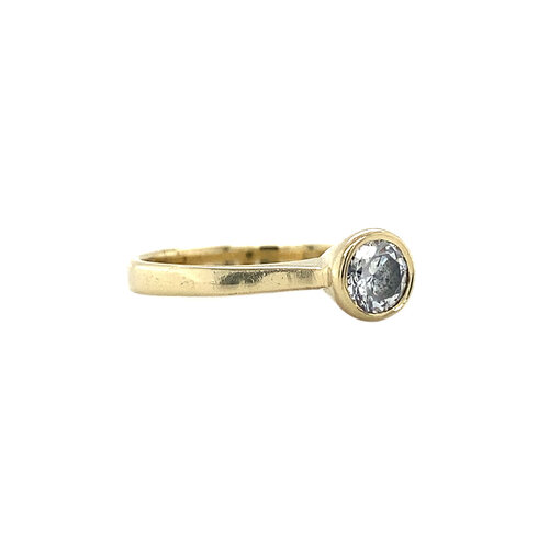 Gold solitaire ring with zirconia 14 krt