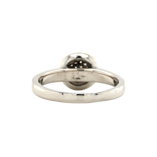 White gold ring with diamond 18 crt