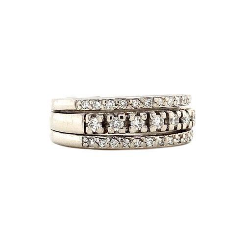 White gold ring with diamond 14 crt