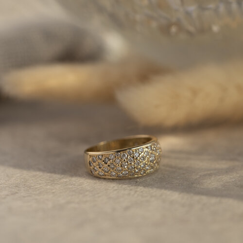 Gold ring with diamond 14 crt