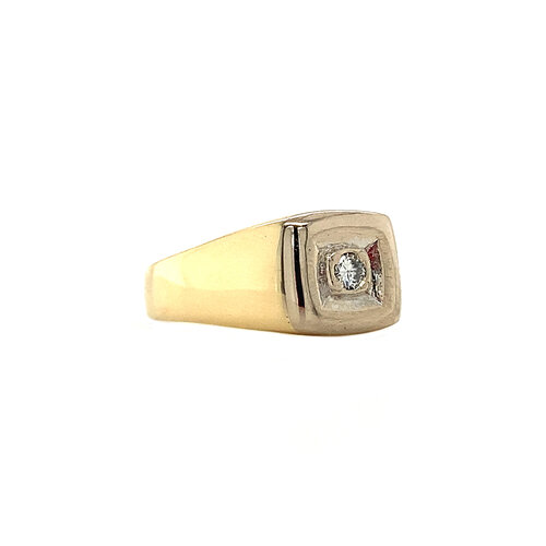 Gold pinky ring with diamond 14 crt