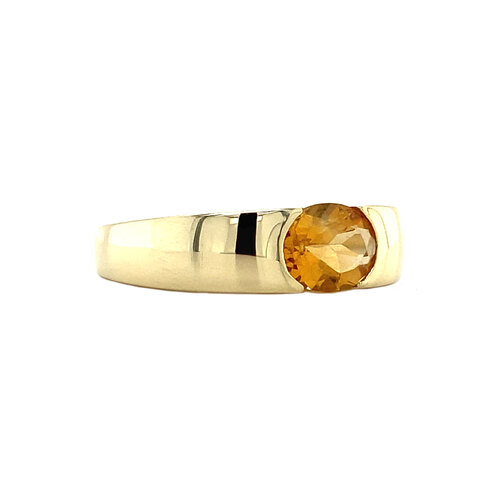 Gold ring with citrine 14 crt