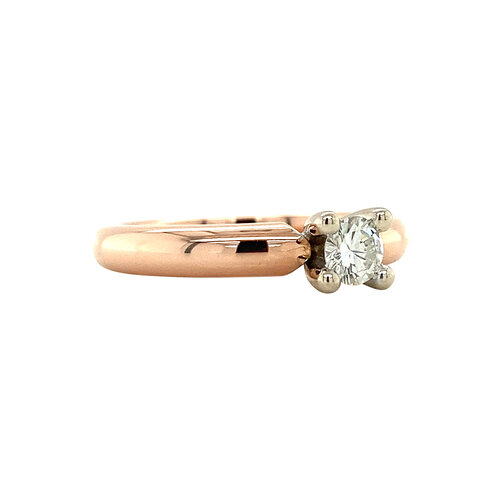 Rose gold solitaire ring with diamond 14 crt