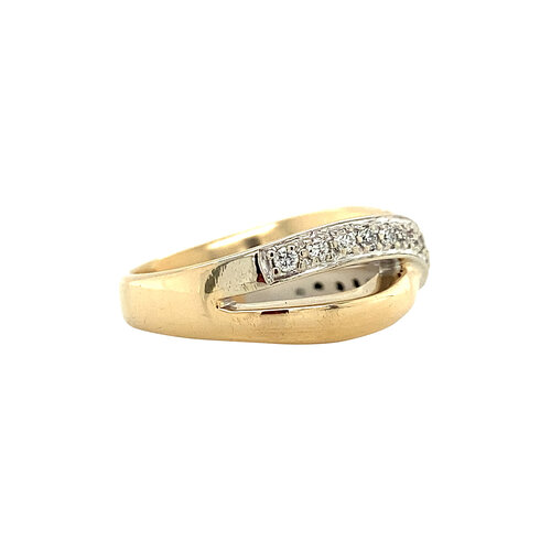Gold infinity ring with diamond 14 crt