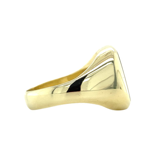 Gold signet ring with onyx 14 crt