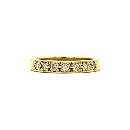 Gold row ring with diamond 14 crt