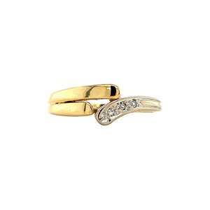 Gold ring with diamond 18 crt