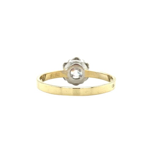 Gold solitaire ring with diamond 14 crt