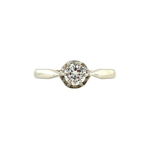 White gold solitaire ring with diamond 18 crt