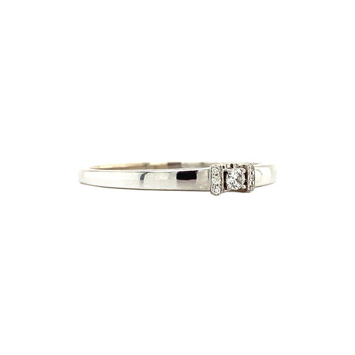 White gold ring with diamond 14 crt