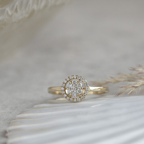 Gold rosette ring with diamond 14 crt