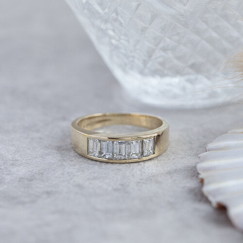 Gouden ring met diamant 18 krt