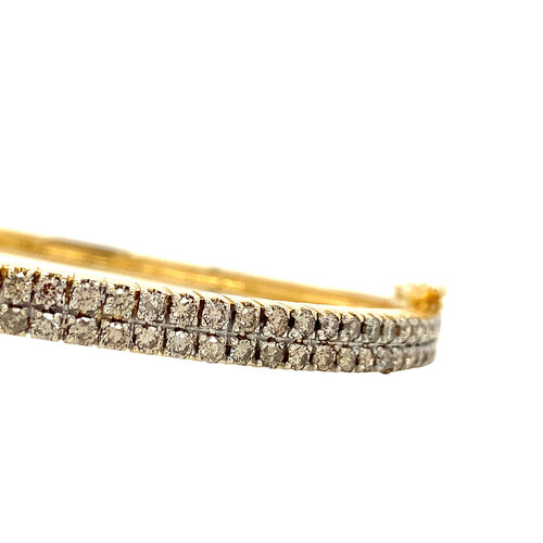 Gold bangle with diamond 13 crt
